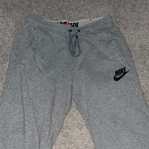Gray Nike Sweatpants